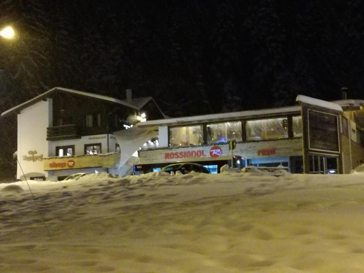 Отель Club Rossignol Пояна-Брашов Экстерьер фото