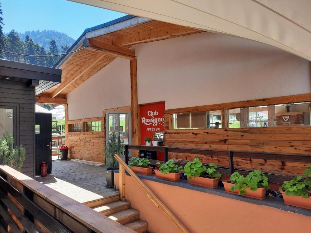 Отель Club Rossignol Пояна-Брашов Экстерьер фото